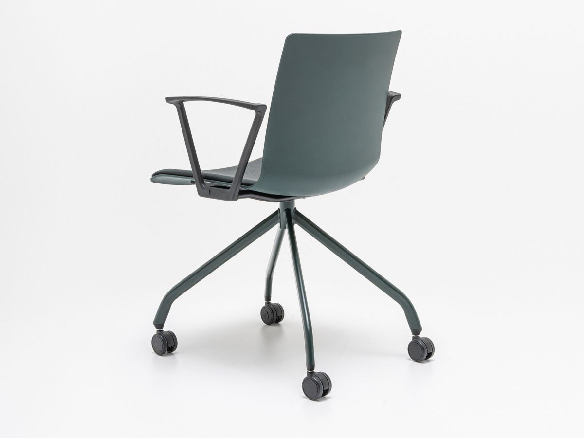 CityOffice_Apmekletaju_Kresli_Shila_Modeli