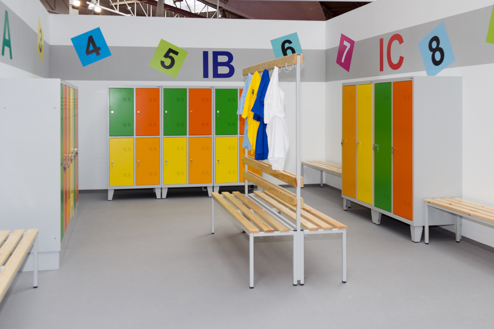 СityОffice_Metala_Garderobes_skapji_soli_pakaramie